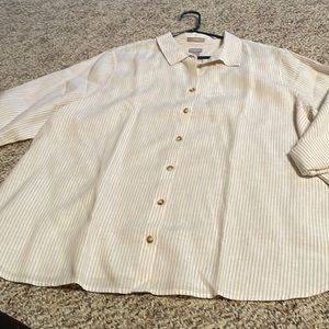 Women’s CHICO’S Shirt NWT size 3.5